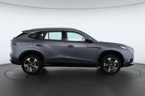 2024 MY24.5 MG HS AS33 Vibe SUV Image 2