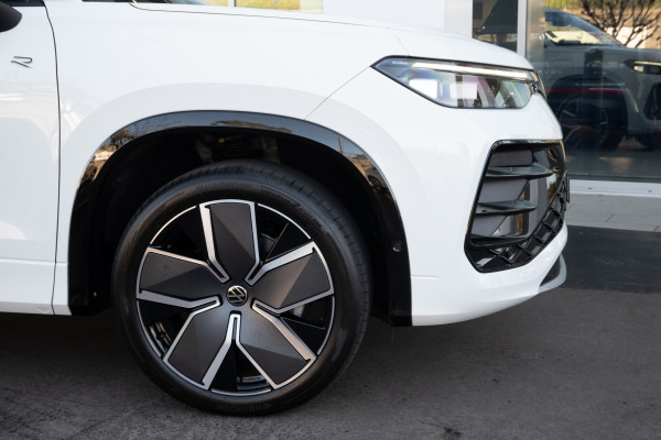 2026 Volkswagen Tayron R4 200TSI eHybrid R-Line SUV image 24