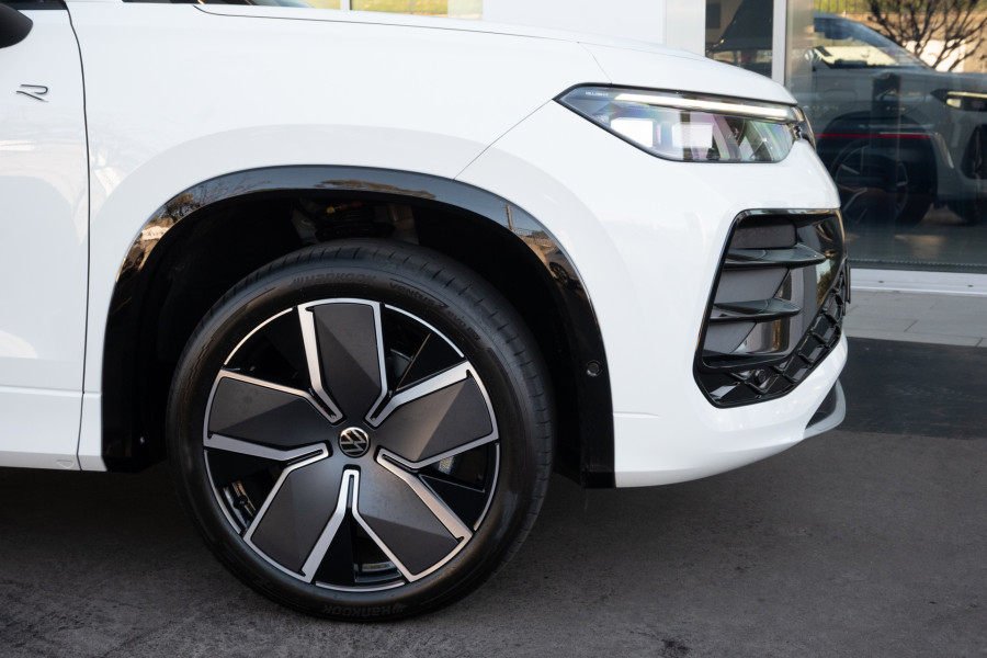 2026 Volkswagen Tayron R4 200TSI eHybrid R-Line SUV