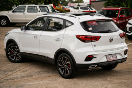 2024 MG ZST S13 Essence SUV