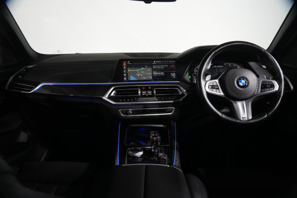 2021 BMW X5 M50i SUV Image 14