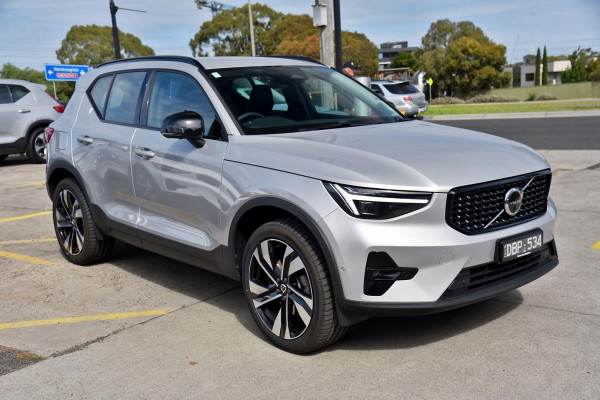 2023 MY24 Volvo XC40 XZ Ultimate B4 Dark SUV