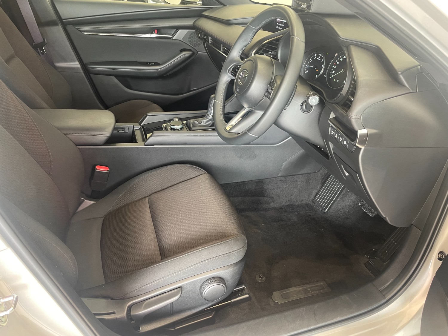 2023 Mazda 3 BP Series G20 Evolve Hatch Image 11