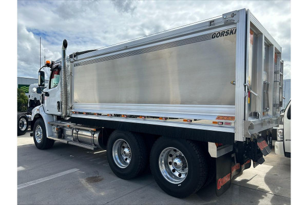 2024 Western Star 47X Truck Image 7