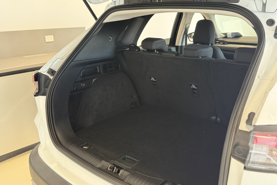 2020 MY21.25 Ford Escape ZH  SUV Image 9