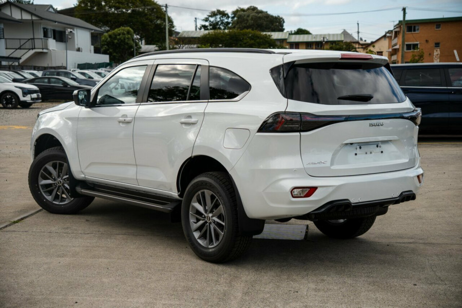 2026 MY25.5 Isuzu MU-X RJ LS-U SUV Image 2