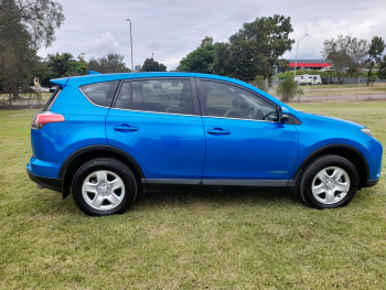 2017 [THIS VEHICLE IS SOLD] image 12