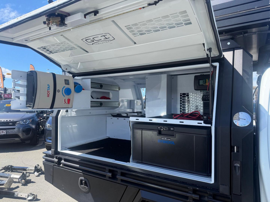 2017 Isuzu D-MAX TF LS-M Ute Image 23