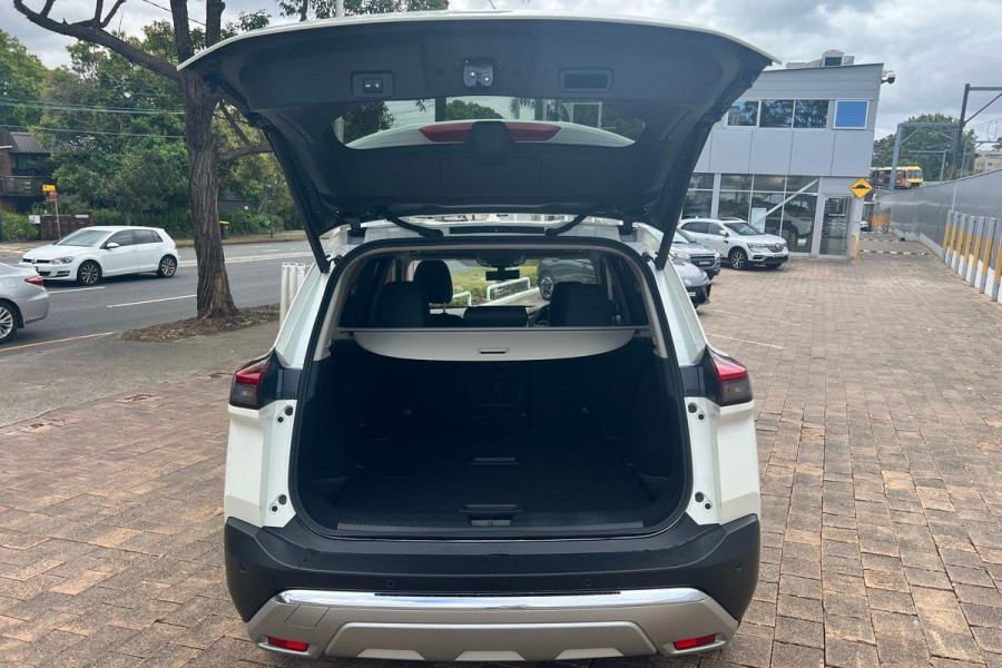 2024 MY25 Nissan X-Trail T33 Ti-L SUV Image 12