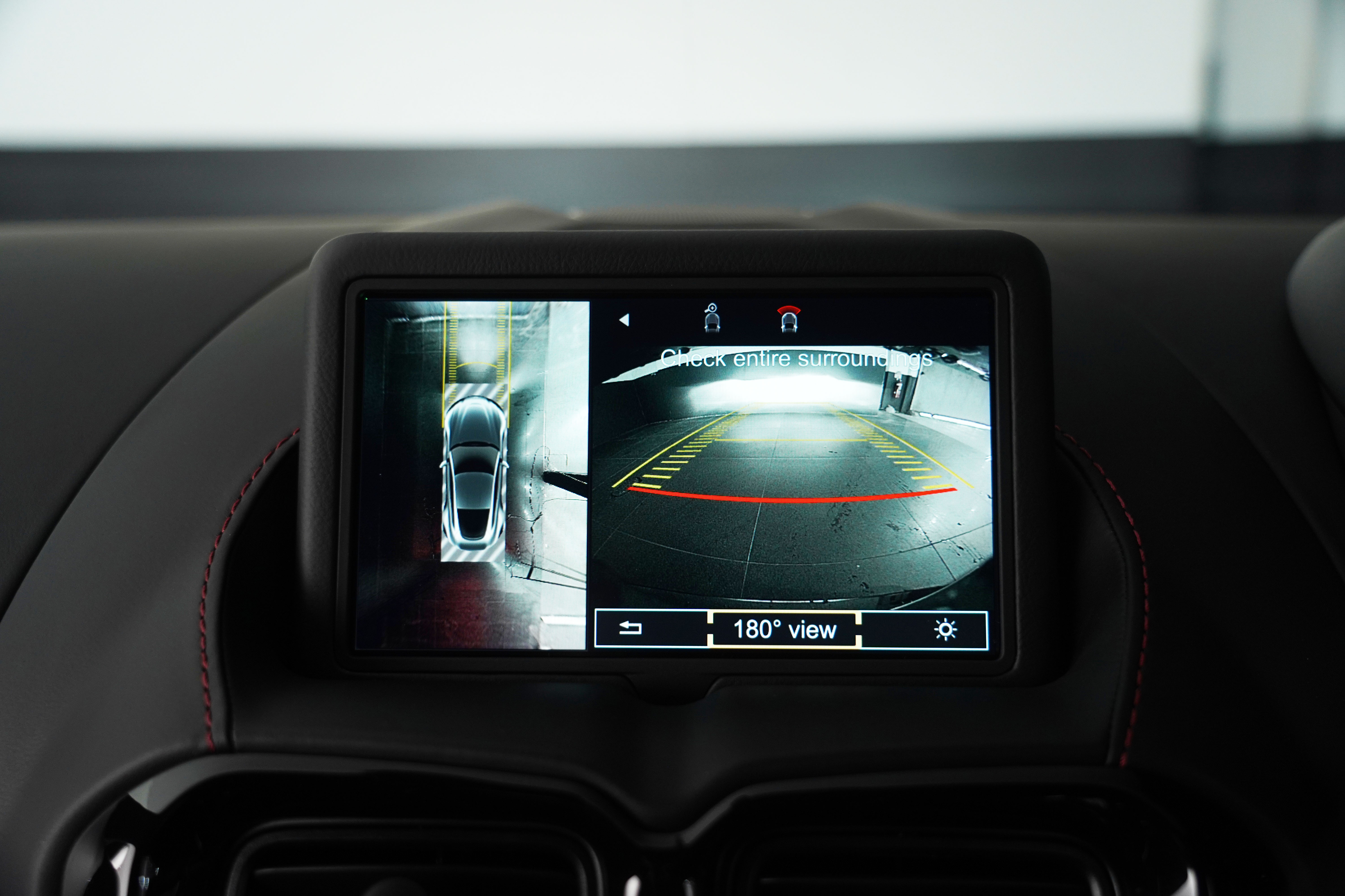 2022 Aston Martin Vantage  Coupe Image 40