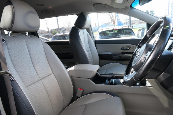 2015 MY16 Kia Carnival YP Platinum People Mover Image 12