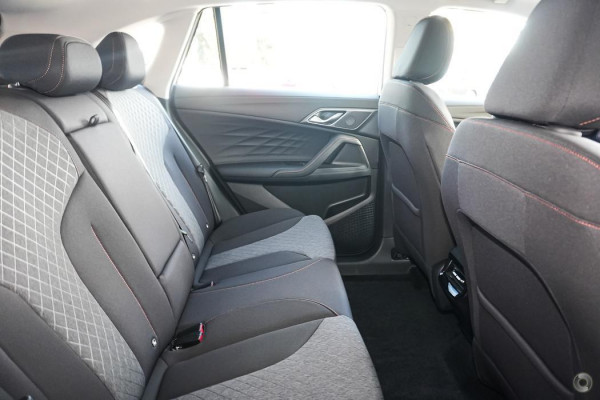 2024 MY24.5 MG HS AS33 Vibe SUV Image 15