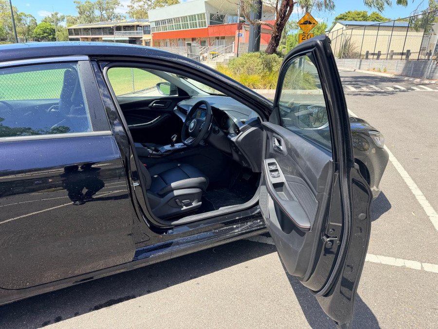 2025 MG MG5 AP32 Essence Sedan Image 11