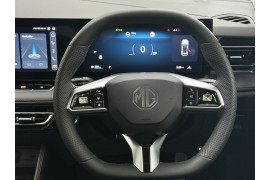 2024 MY24.5 MG HS AS33 Essence SUV