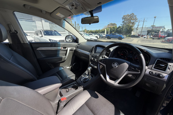 2017 Holden Captiva CG Active SUV Image 15