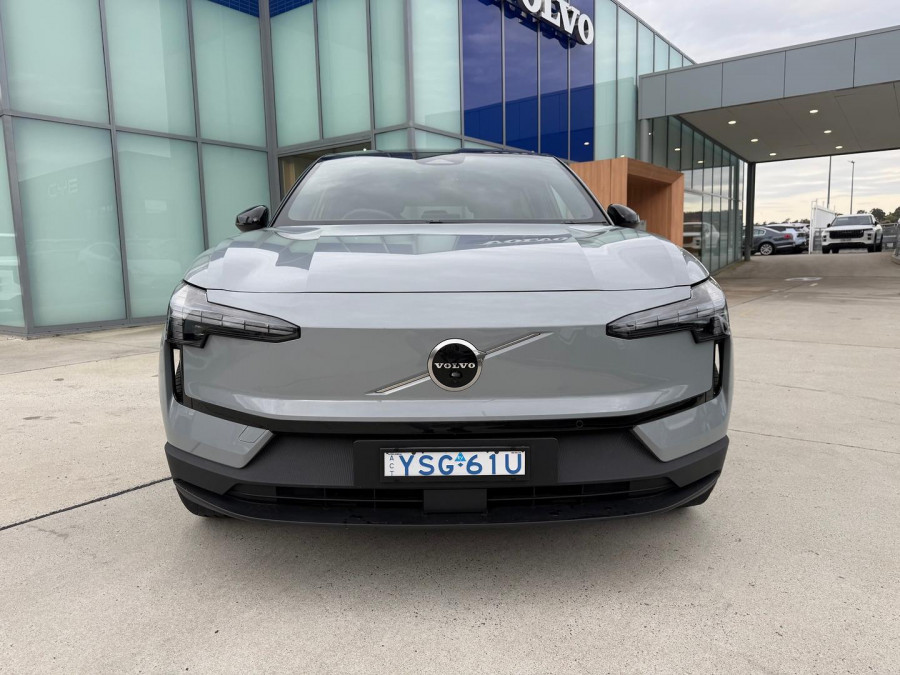 2024 Volvo EX30  Twin Motor Performance Ultra SUV Image 8