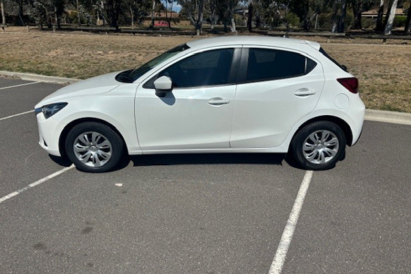 2017 Mazda 2 DJ2HA6 Neo Hatch Image 5