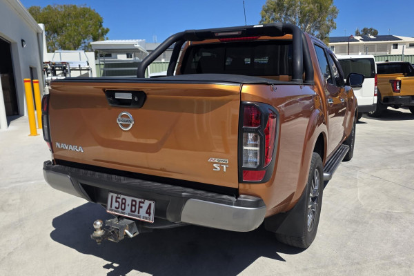 2017 Nissan Navara D23 ST Dual Cab Pickup Image 13