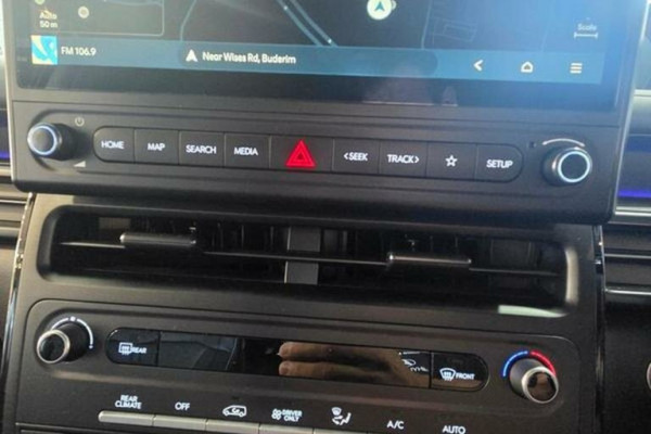 2026 MY27 Hyundai Staria US4.V4 Lounge Wagon Image 16