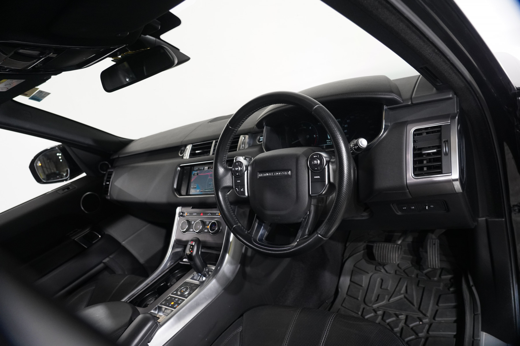 2016 Land Rover Range Rover Sport Sdv8 Hse Dynamic SUV Image 11