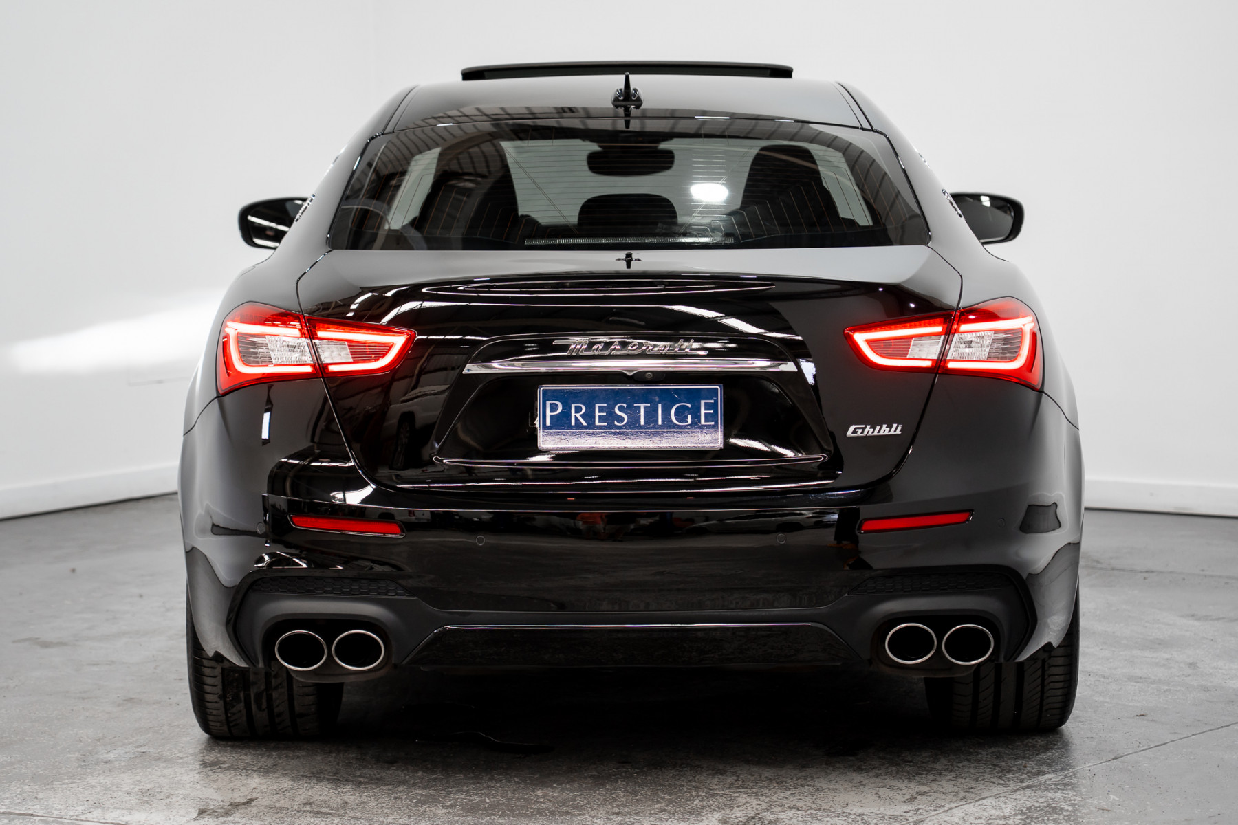 2018 Maserati Ghibli Gransport Sedan Image 10