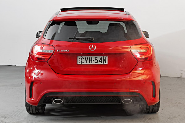 2014 Mercedes-Benz A-Class W176 A250 Sport Hatch image 5