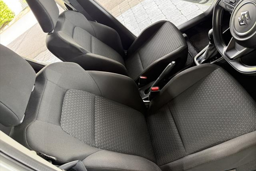2023 Suzuki Swift AZ Series II GL Hatch Image 18