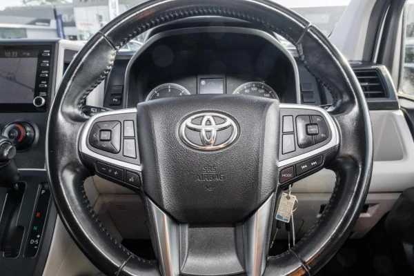 2022 Toyota HiAce GDH300R  Van Image 11