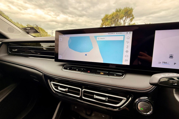 2025 MG HS AS33H Essence Hybrid+ SUV Image 18