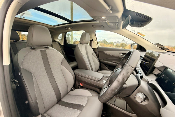 2026 MG MGS5 EV ZS3EM Essence 49 SUV Image 10