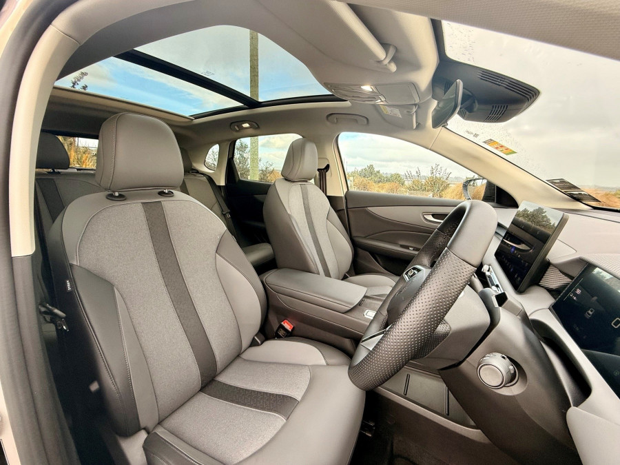 2026 MG MGS5 EV ZS3EM Essence 49 SUV Image 10