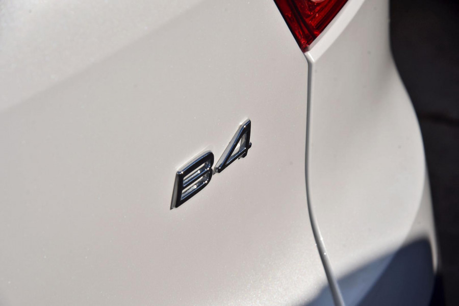2025 MY26 Volvo XC40 XZ Plus B4 SUV Image 6