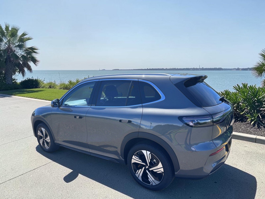2026 Geely EX5 E245 Inspire Extended Range SUV Image 4