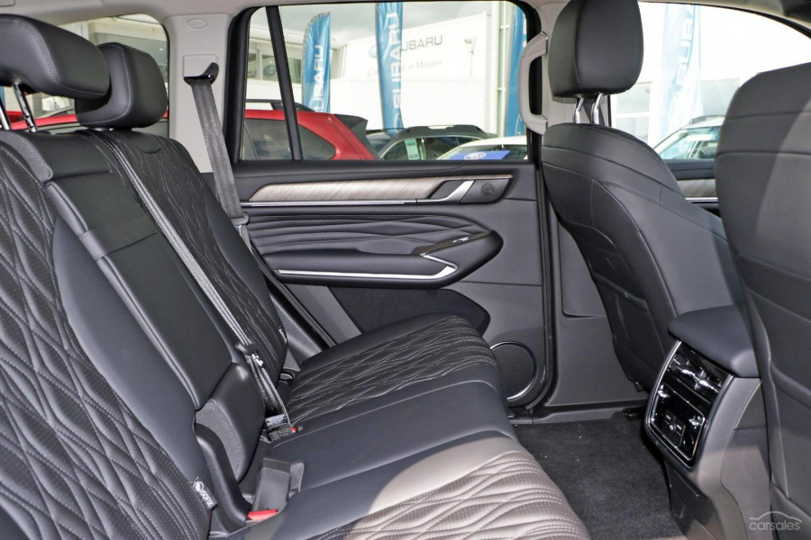 2024 GWM Tank 500 P03 Lux Hybrid SUV Image 18