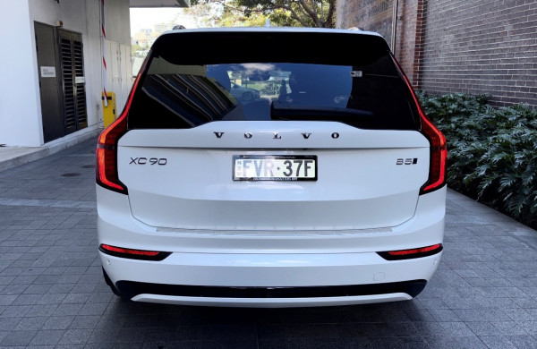 2025 MY26 Volvo XC90 L Series Ultra B5 Dark SUV image 4