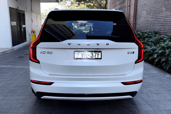 2025 MY26 Volvo XC90 L Series Ultra B5 Dark SUV
