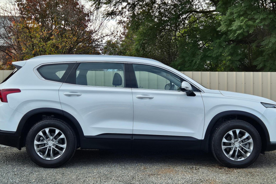 2021 Hyundai Santa Fe TM.V3  SUV Image 8