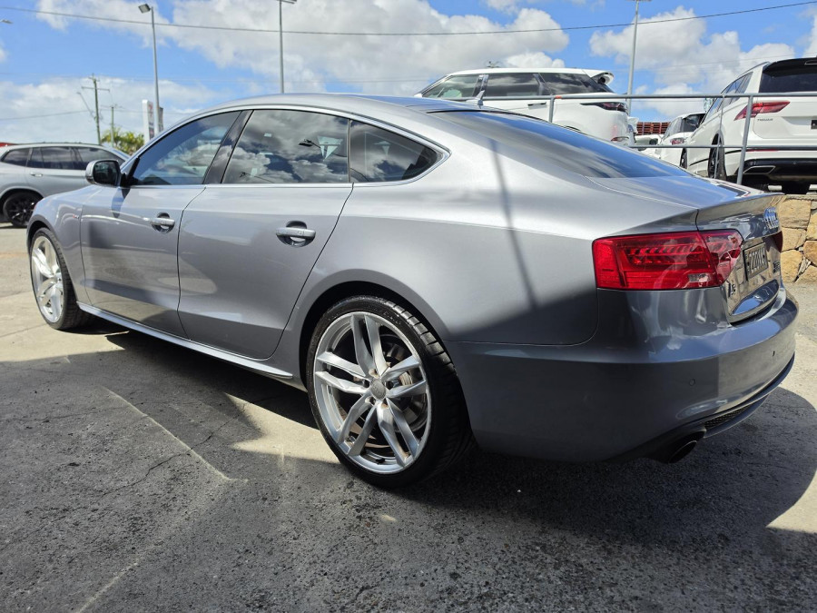 2015 Audi A5 8T  Hatch Image 11