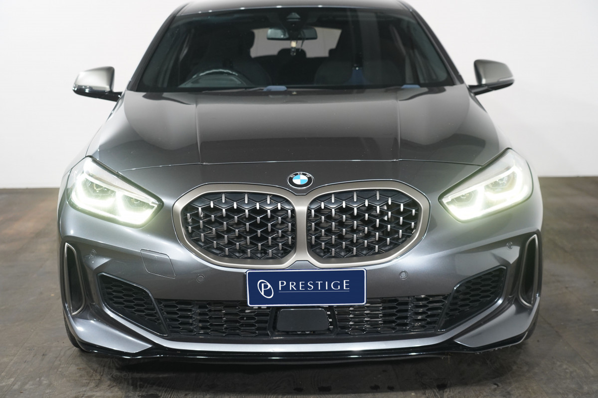 2022 BMW 1 M135i Xdrive Pure Hatch Image 3