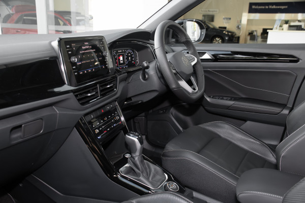 2025 MY26 Volkswagen T-Roc D11 140TSI R-Line SUV Image 8