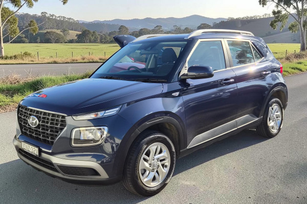 2021 Hyundai Venue QX.V3 Active SUV Image 3