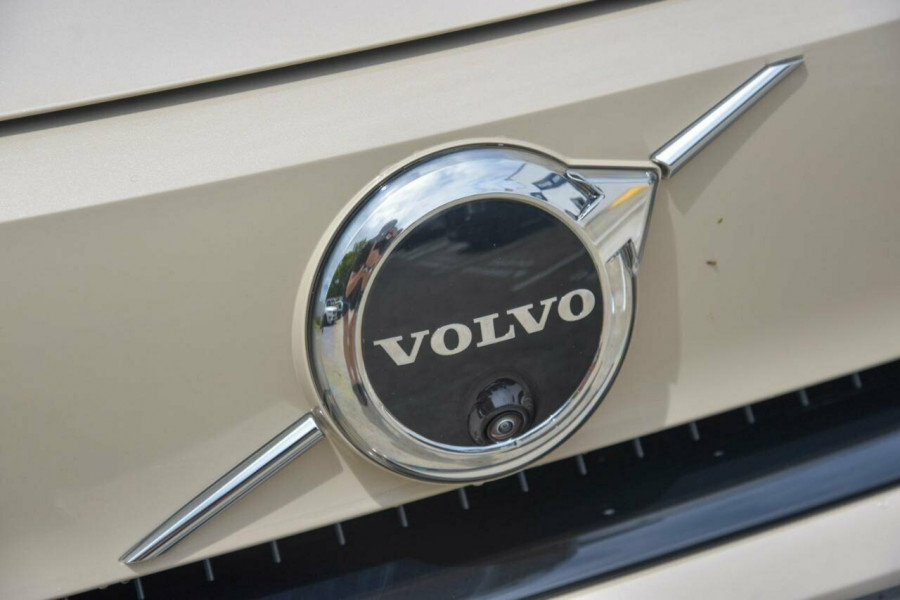 2024 MY25 Volvo EX40 No Series Ultra Twin Motor Performance SUV Image 10