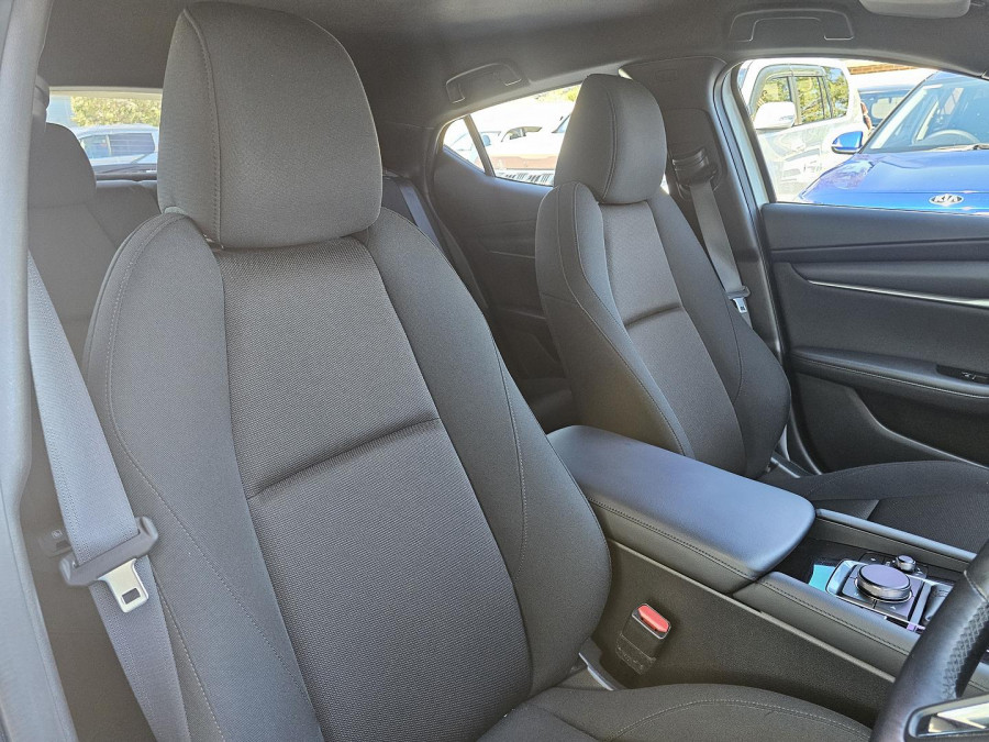 2021 Mazda 3 BP Series G20 Pure Hatch Image 12