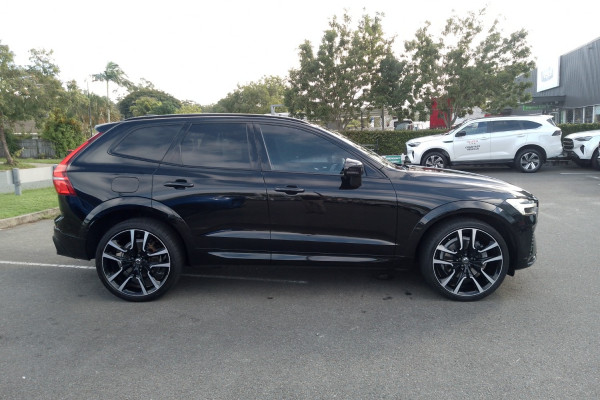 2021 MY22 Volvo XC60 UZ B6 R-Design SUV Image 7
