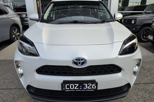 2023 Toyota Yaris Cross MXPB10R GX SUV Image 3