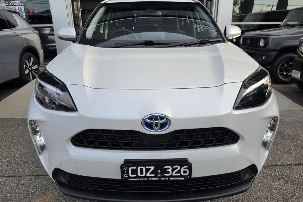 2023 Toyota Yaris Cross MXPB10R GX SUV Image 3