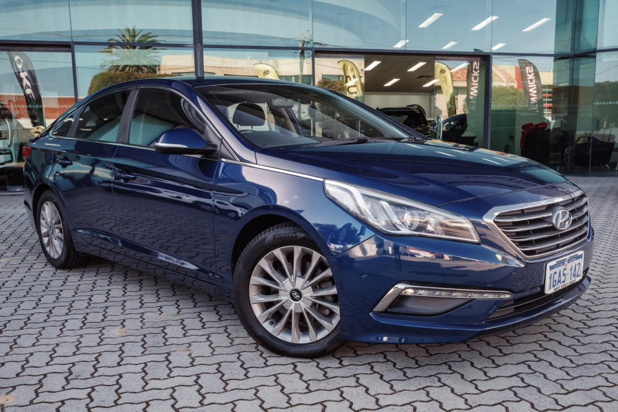 2015 Hyundai Sonata LF Active Sedan Image 1