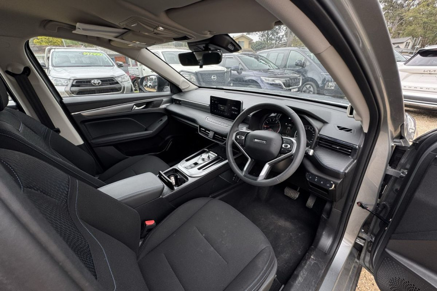 2025 GWM Haval Jolion A01 Premium SUV Image 3
