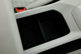 2025 MY24.5 MG MG3 ZP22 Essence Hatch