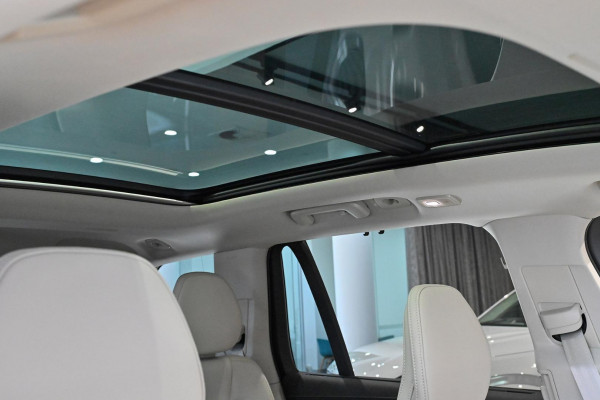 2026 Volvo XC90 L Series Ultra B5 Dark SUV Image 12
